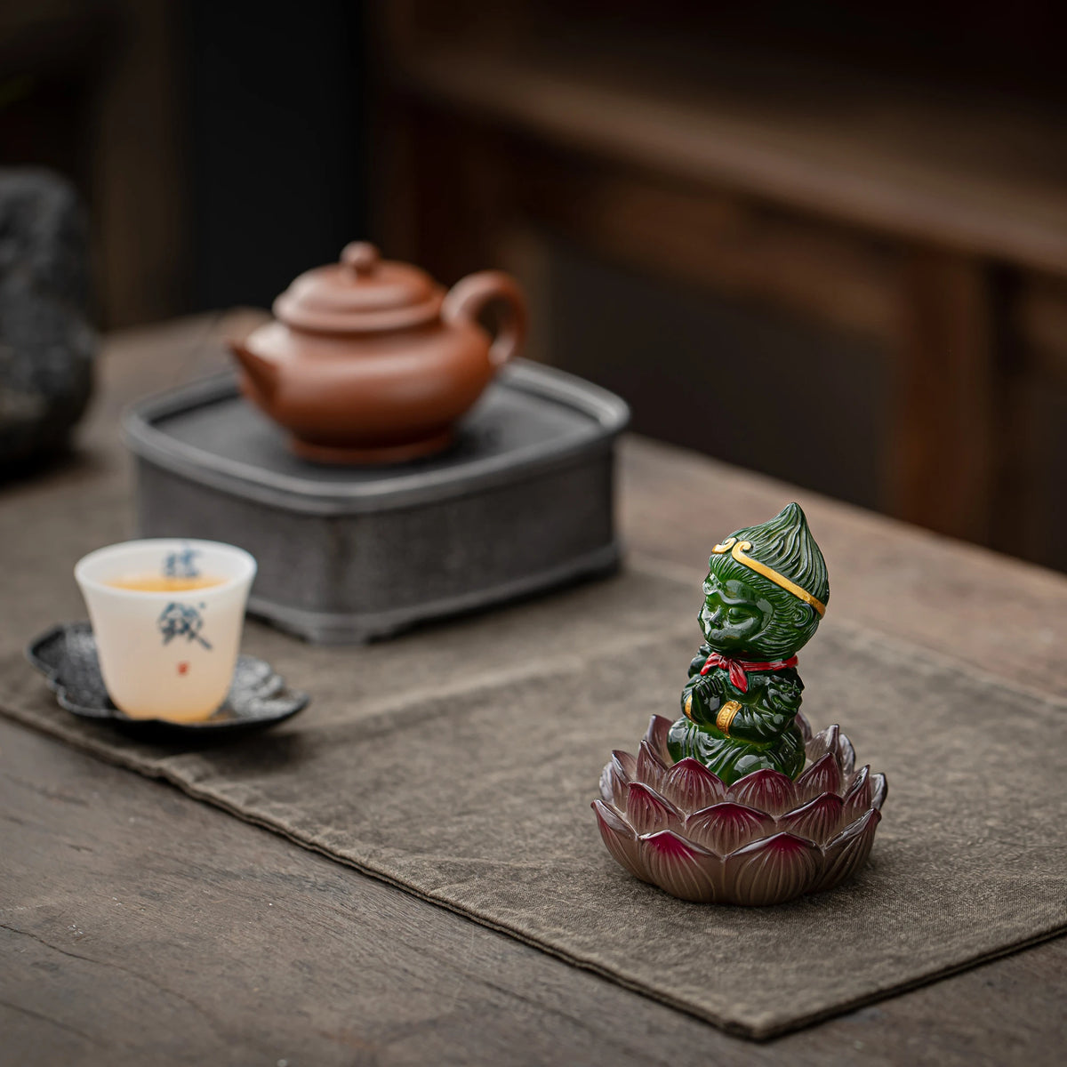 Sun Wukong auf Lotus-Teetieren