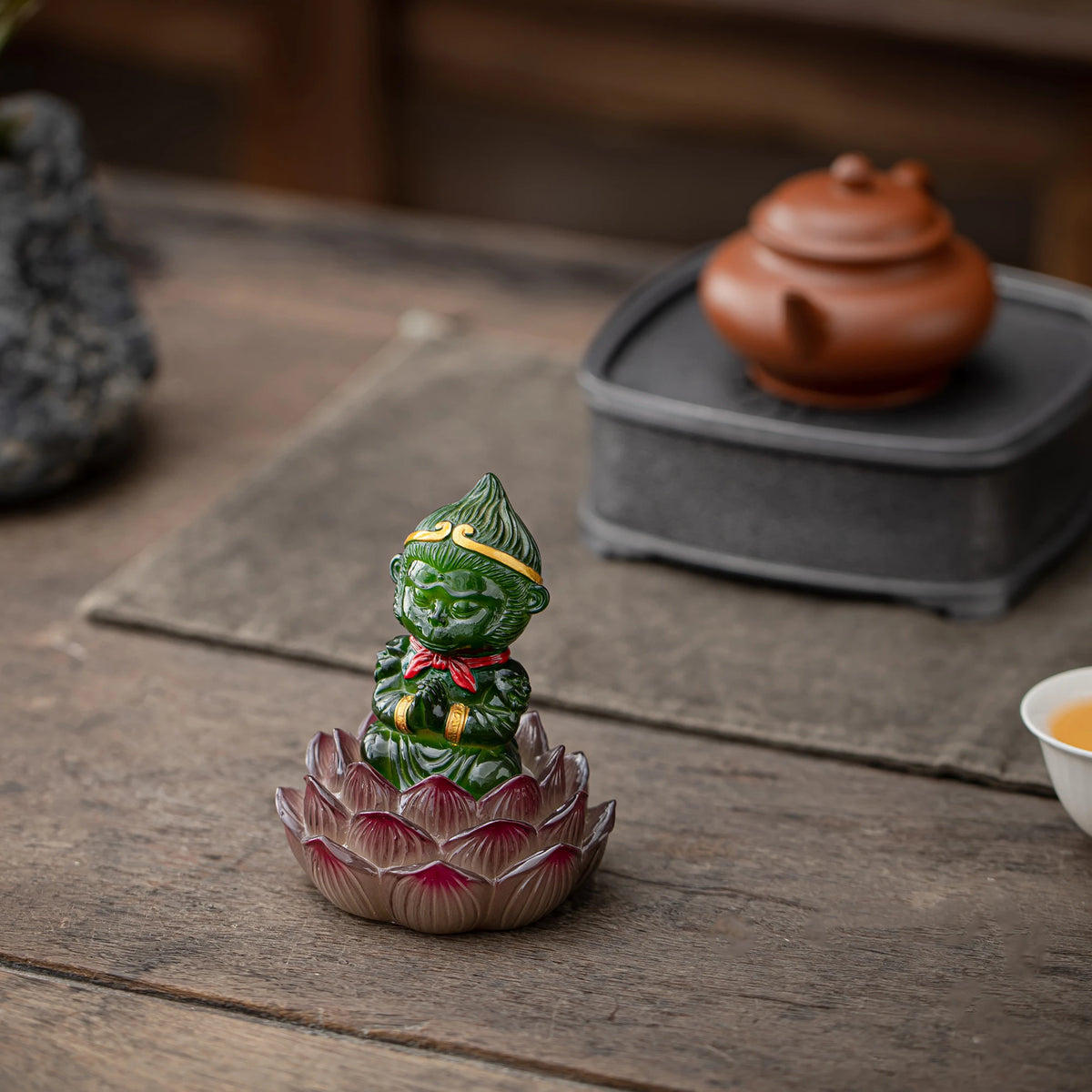 Sun Wukong auf Lotus-Teetieren