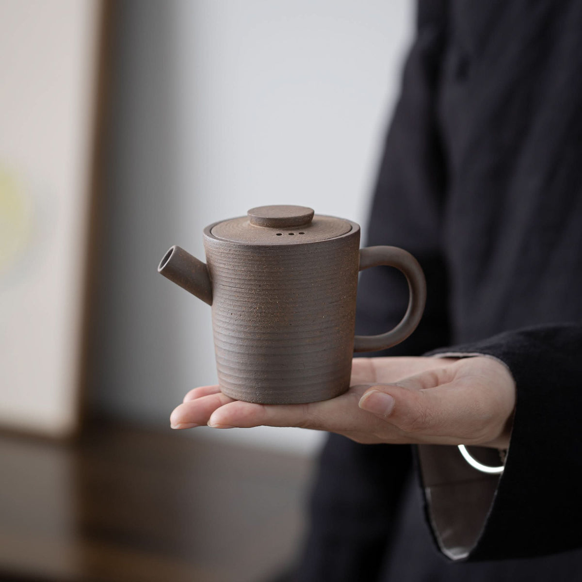 Rough Round clay teapot 130ml