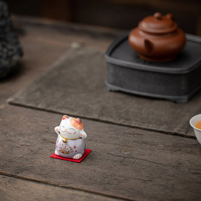 Lucky Maneki-Neko Purple Teapet