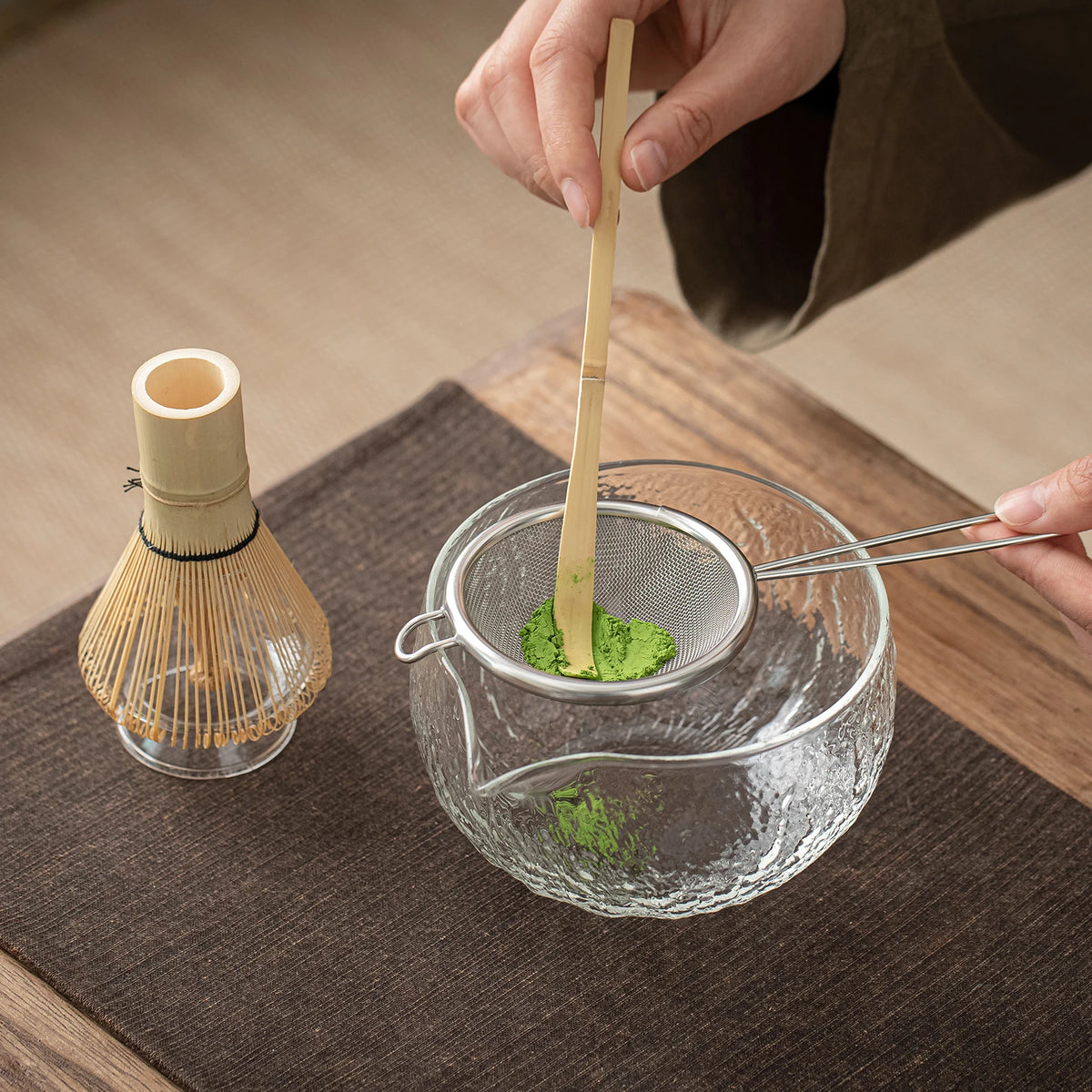 Crystal White Matcha Bowl with Spout