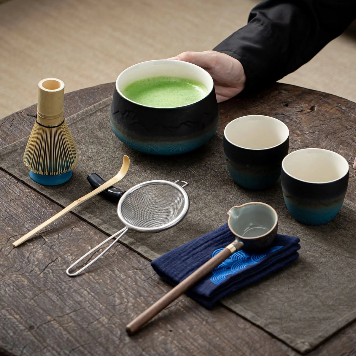 Matcha Set-Sharing Set Landscape Black Blue Round Bowl