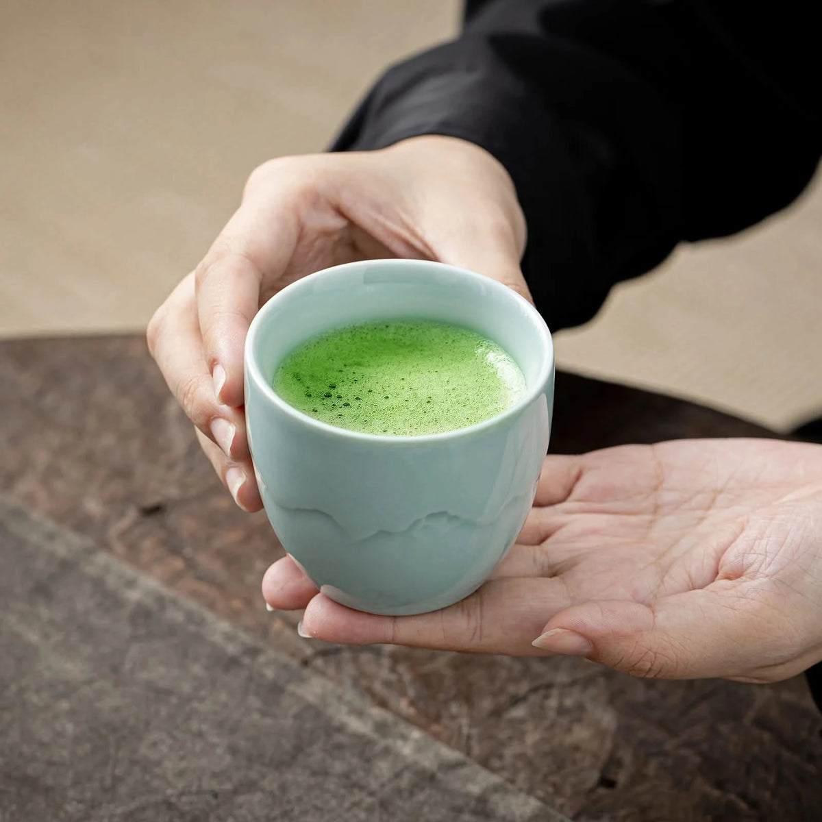 Cuenco redondo de jade con paisaje para compartir juego de matcha 