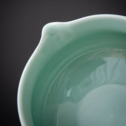 Matcha-Set zum Teilen – Landschafts-Jade-Spitzschale 